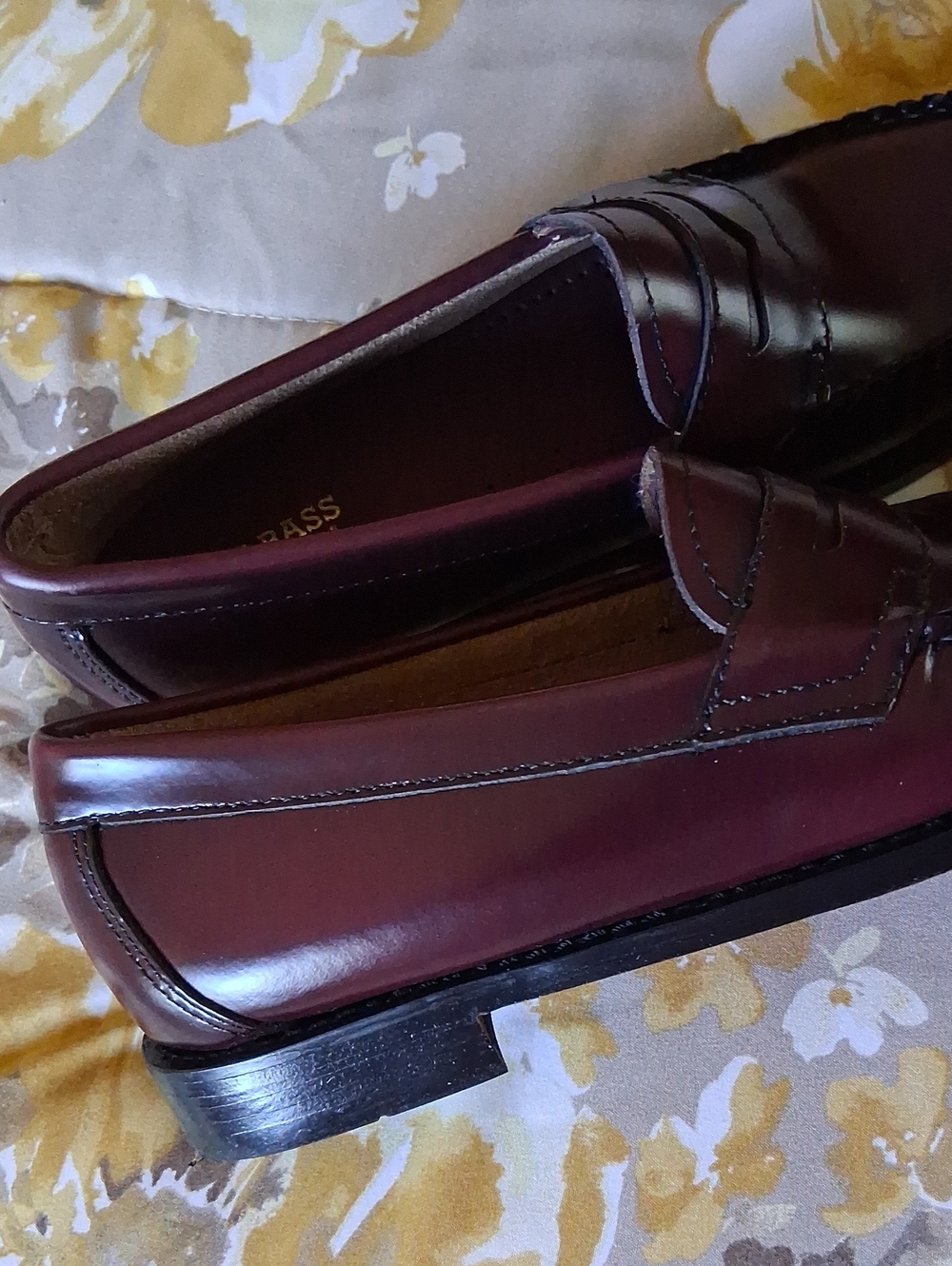 G. H. Bass NWOT Leather Weejuns Loafers - Picture 13 of 13